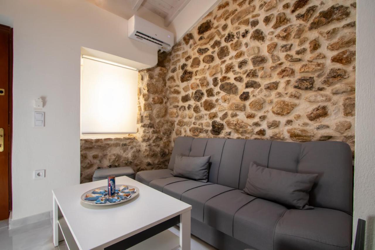 Stone House Apartman Mantouki Kültér fotó